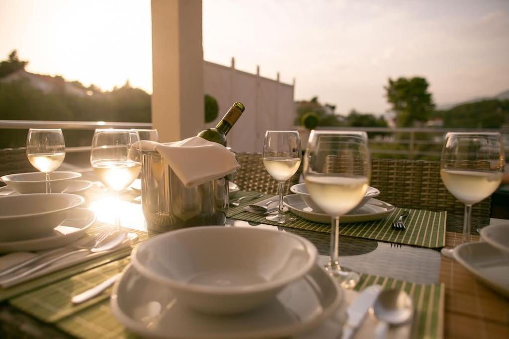 Villa Kora - Luxury Holiday Apartments Lumbarda Exterior photo
