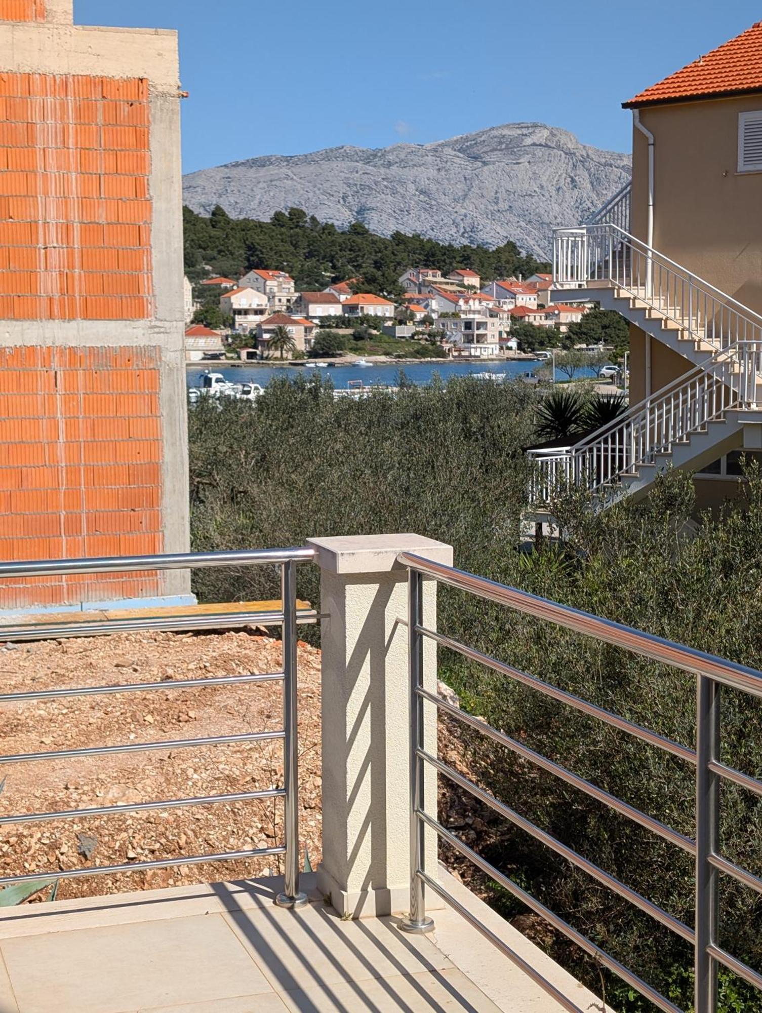 Villa Kora - Luxury Holiday Apartments Lumbarda Exterior photo